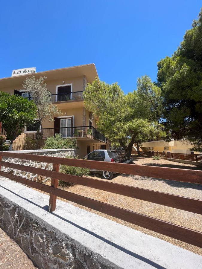 Santa Marina Rooms Agia Marina  Buitenkant foto