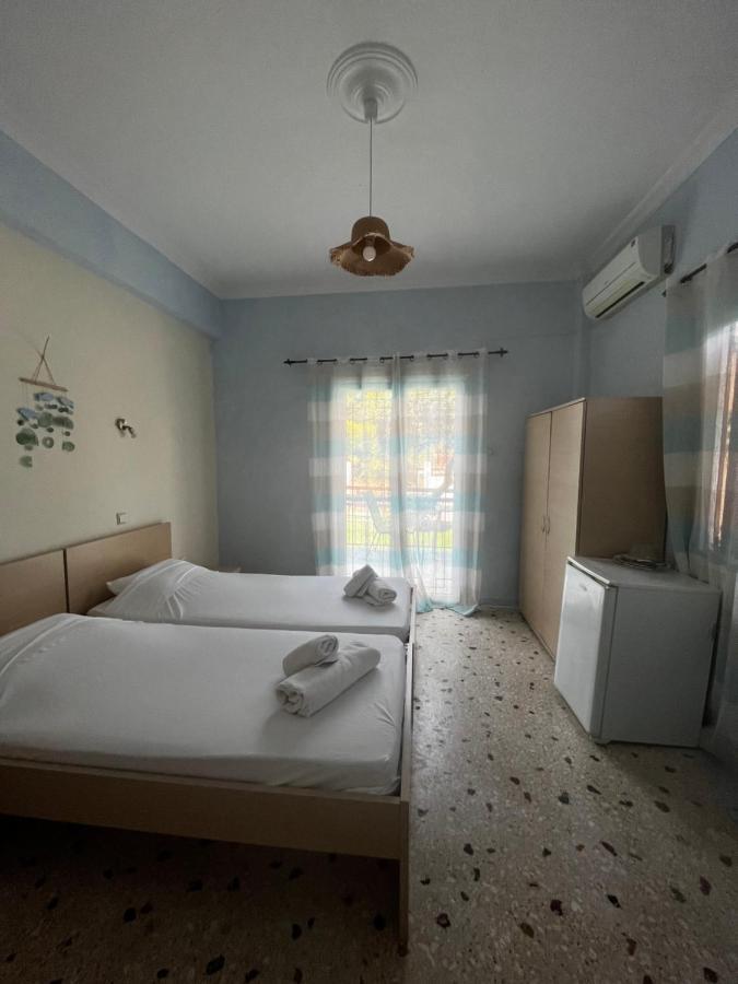 Santa Marina Rooms Agia Marina  Buitenkant foto