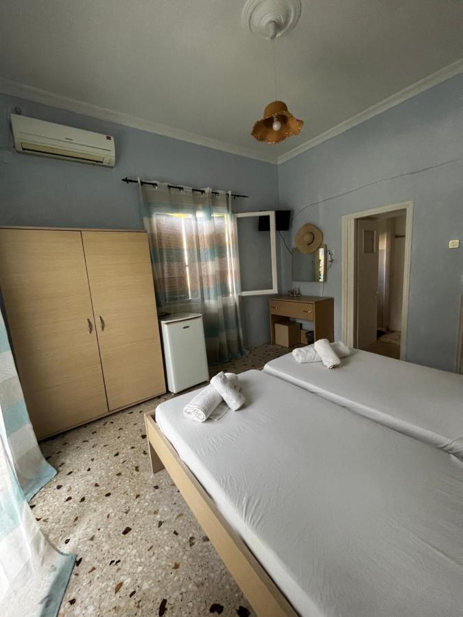 Santa Marina Rooms Agia Marina  Buitenkant foto