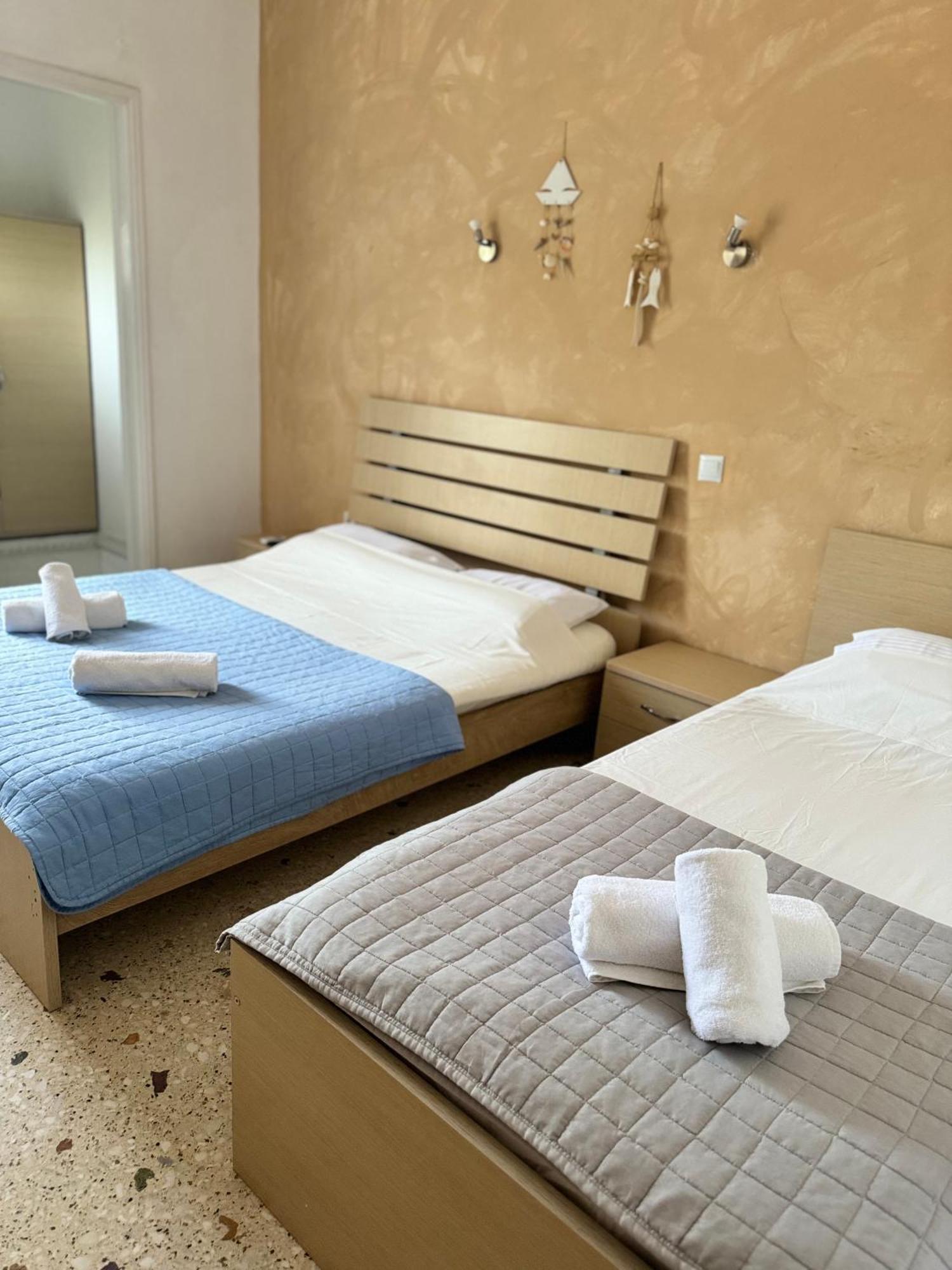 Santa Marina Rooms Agia Marina  Buitenkant foto