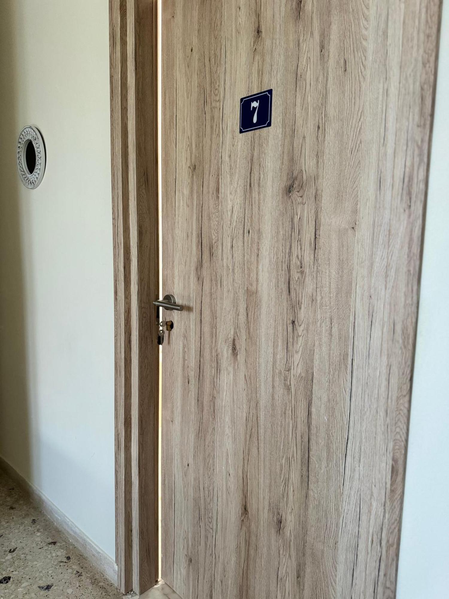 Santa Marina Rooms Agia Marina  Buitenkant foto